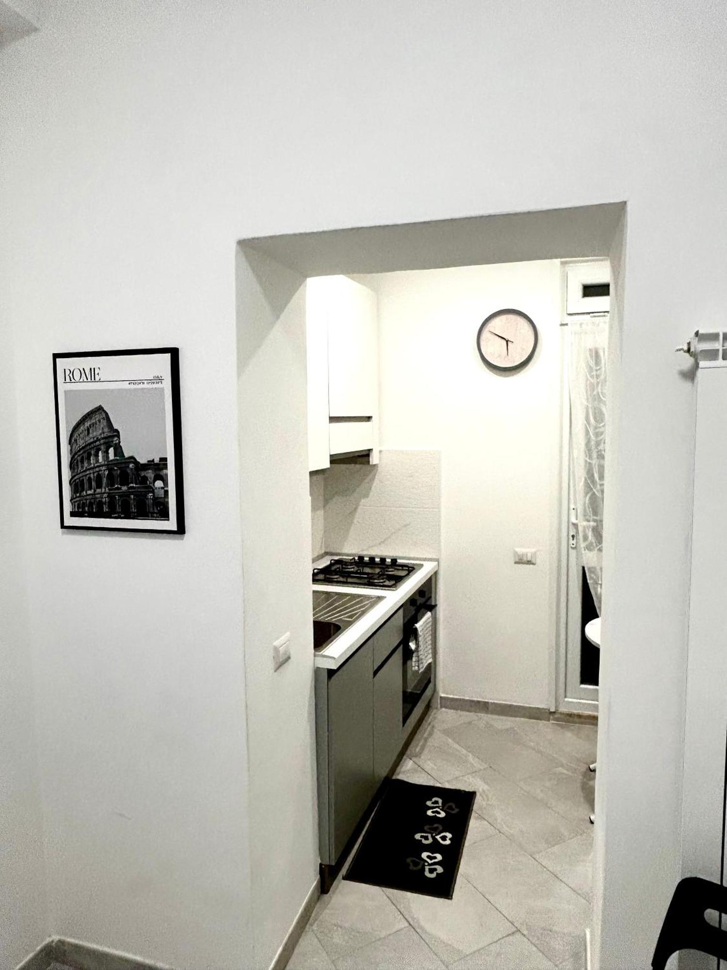 Roma Colosseo Apartment Exterior photo